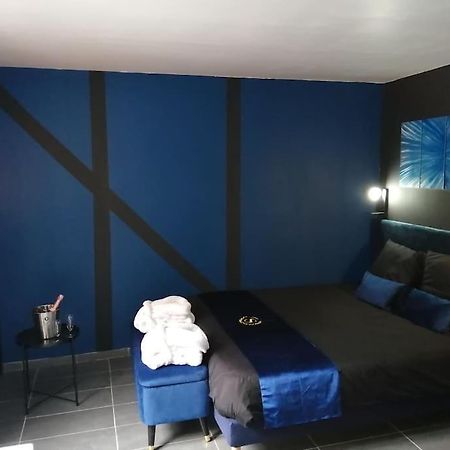 Appartement Avec Sauna Et Balneo Privatifs -Troyes Centre エクステリア 写真
